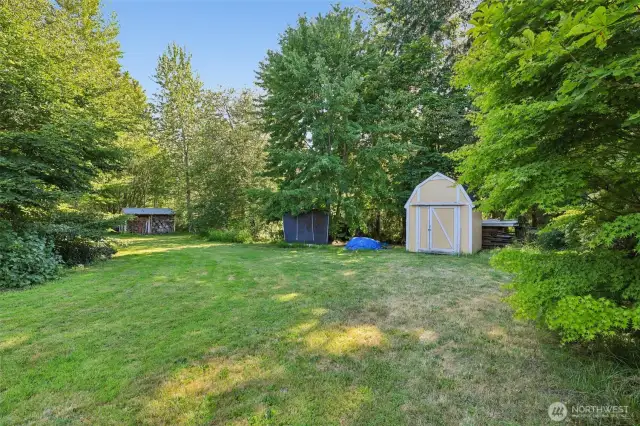 large outbuilding for storage/shop