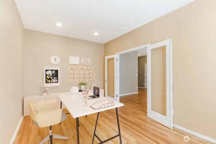 Den/Office (Virtually Staged)