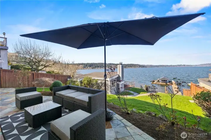 Low-Maintenance Patio w/ Gas Fireplace