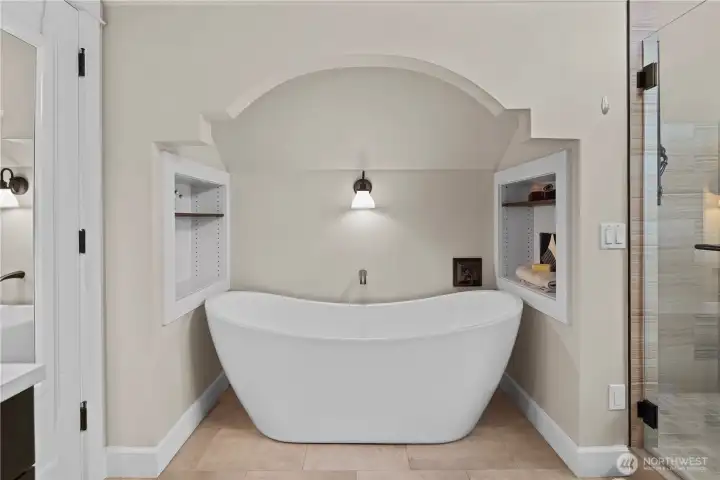 And a soaking tub!