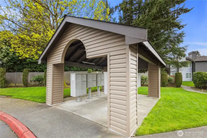 Covered mailbox hub
