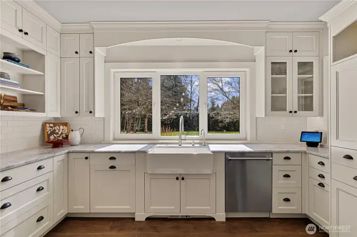 Beautiful south facing views, make even dish doing enjoyable!