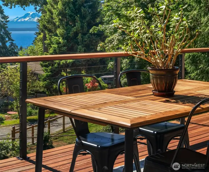Ipe decking with room for dining and lounging