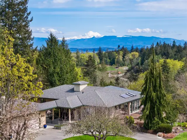 Your secluded private estate is nestled in nature.  Quiet, peaceful and clean, ready for you! If you think it looks good from the outside, just wait until you see the inside!