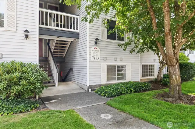 Ground-floor access offers easy accessibility—ideal for those downsizing or as a smart rental investment.