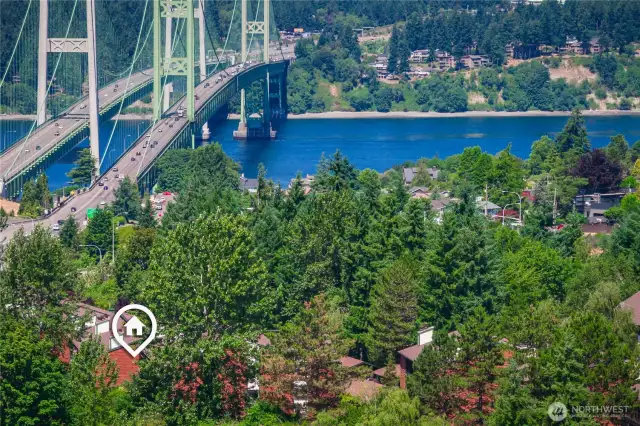 Tucked away from traffic, this unit offers serenity and a true connection with nature.