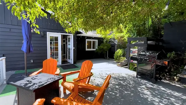 Deck side of the house which shows the side door entrance