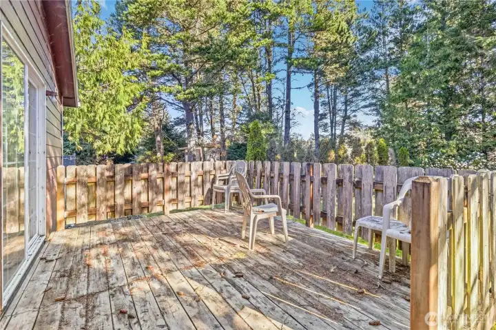 primary bedroom personal deck