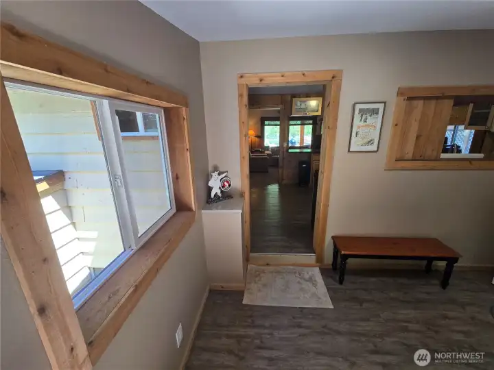 Large, open front entry. Large, open front entry.