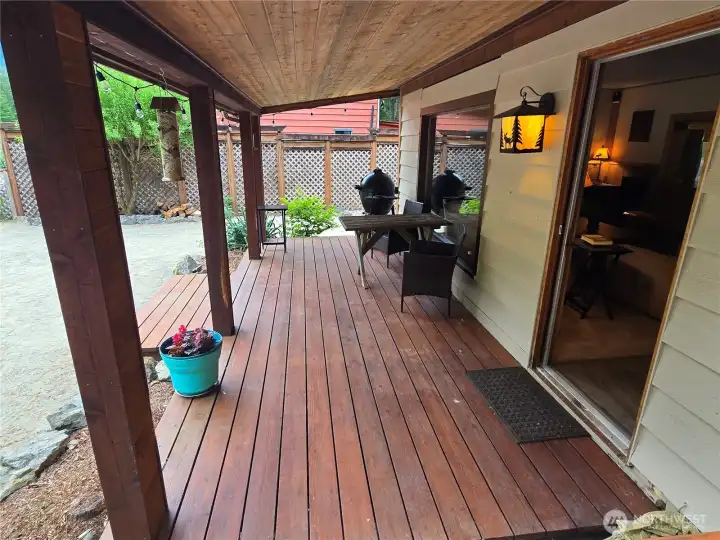 Great covered view-side porch for year-round enjoyment of river and mountain views, even on rainy Washington days. Great covered view-side porch for year-round enjoyment of river and mountain views, even on rainy Washington days.