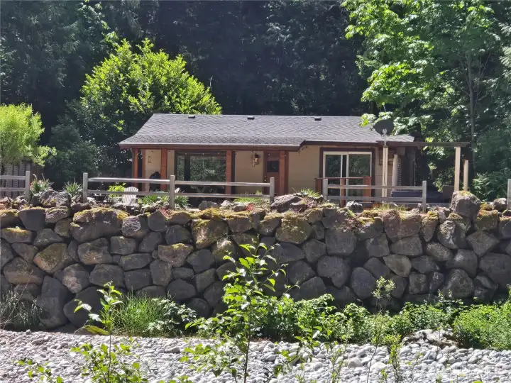 This massive stone wall stands high above the river. Easily withstood the highest river levels in recorded history. This massive stone wall stands high above the river. Easily withstood the highest river levels in recorded history.