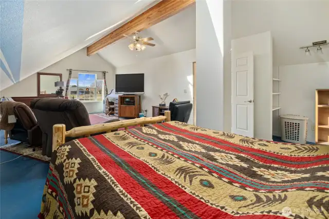 Options abound with this bonus space which includes a large walk-in closet/storage area.