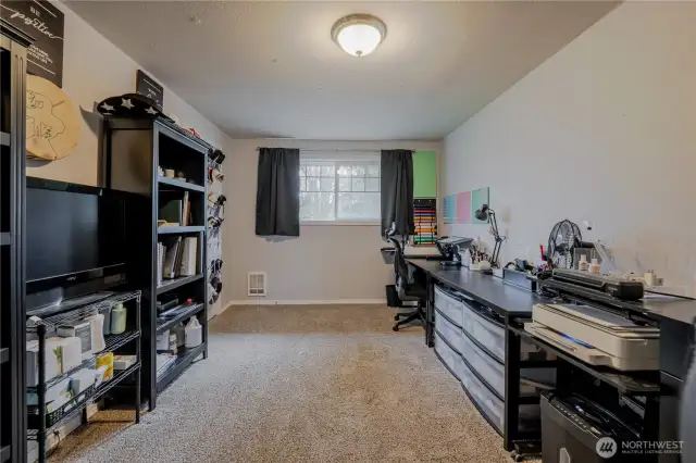 Bonus Room/Den with Closet on 2nd Floor