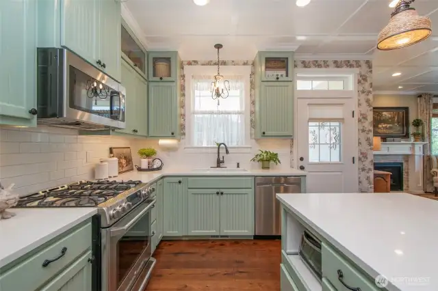 Propane range and lots of counter space for preparing delicious meals