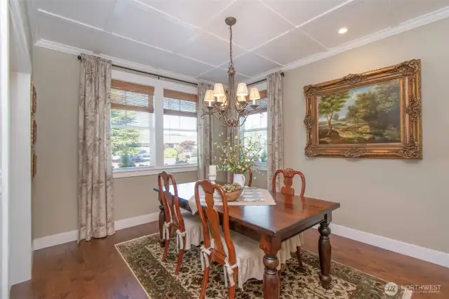 Dining room perfect for entertaining