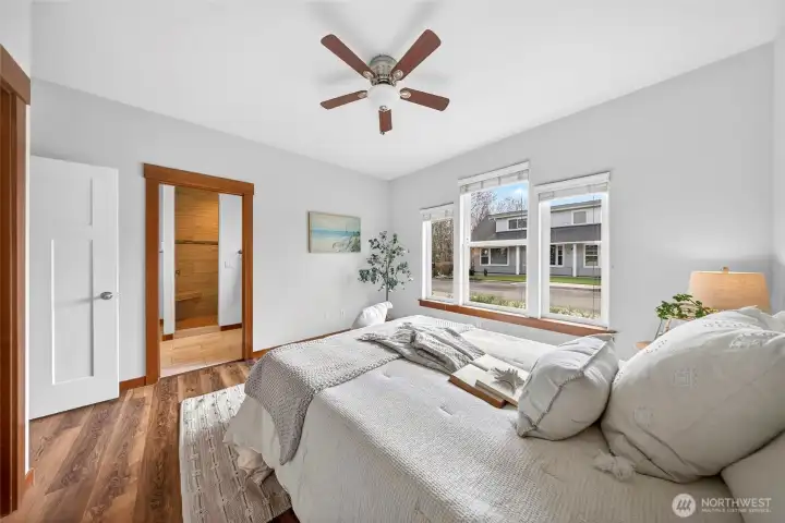 Owner's bedroom looking towards the en-suite 3/4 bath.