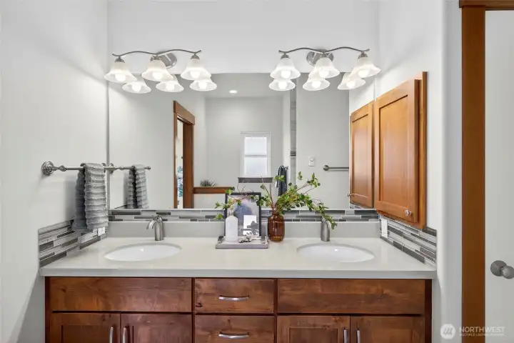 Double vanity in the owner's en-suite bathroom.