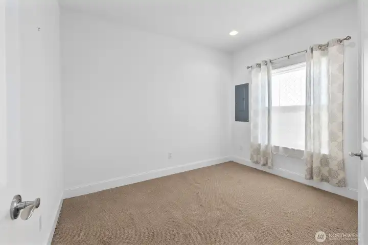 primary suite private office