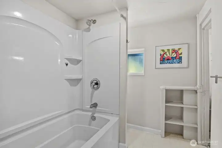 Basement - full bathroom