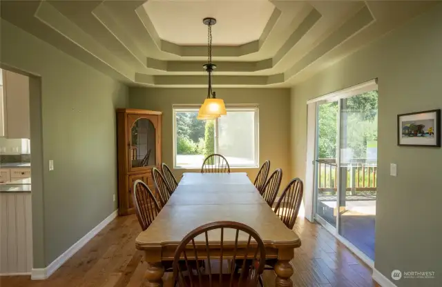 Coffered Ceiling in Dining Room
