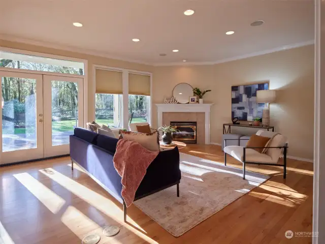 Great Room - French doors to patio