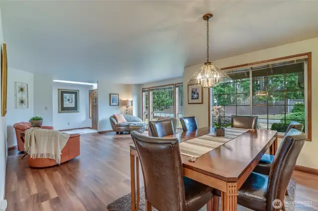 open living room adjoins spacious dining room