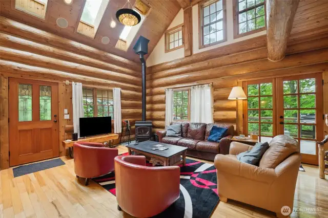 Meticulously crafted and cared for log home.