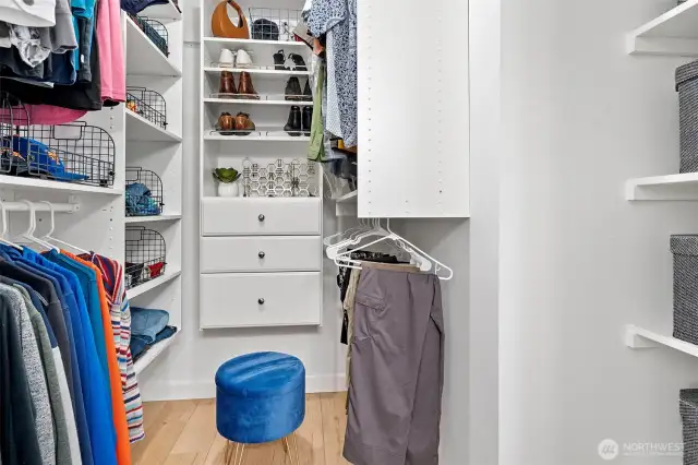 Large primary bedroom walk-in closet.