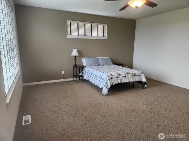 Spacious primary bedroom
