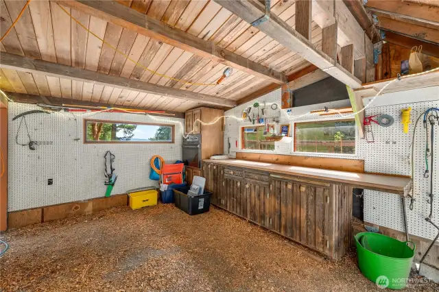 Carport/shop