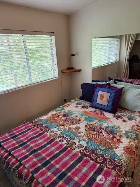 Secondary bedroom with view