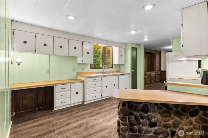 All appliances included