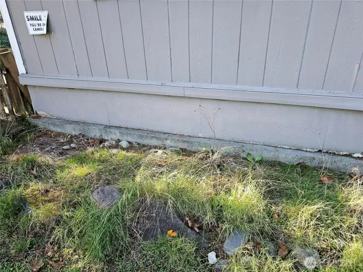 Concrete perimeter foundation