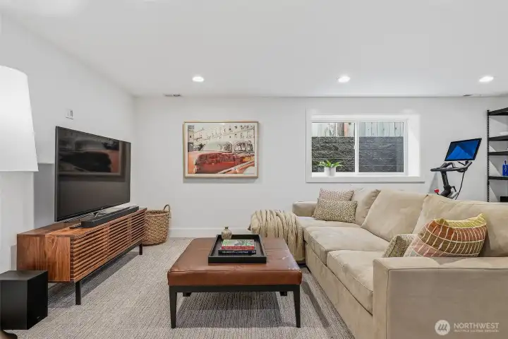 Very spacious family room accomodates multiple interests