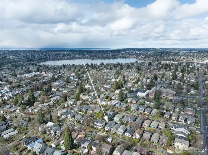 You'll enjoy easy access to Green Lake and Tangletown