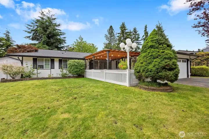 Stunning Redmond One Story