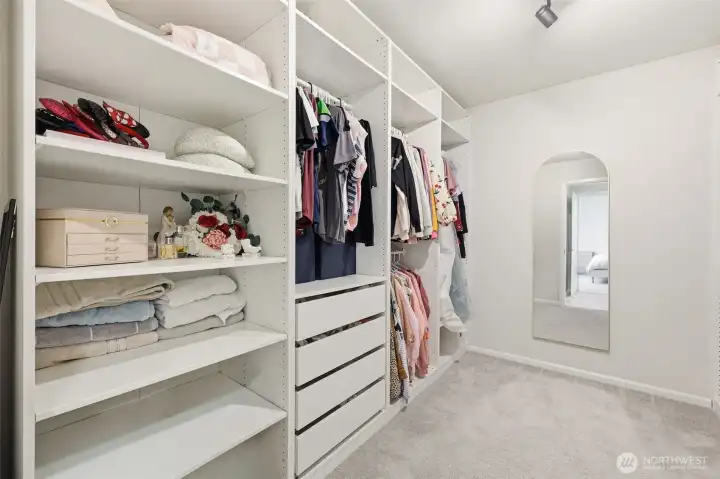This built-in closet system is what dreams are made of