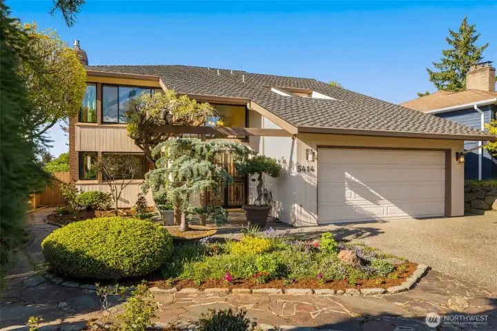 2,140 square foot home with stunning views