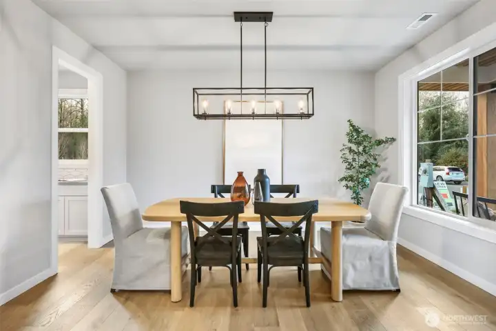 luxurious dining room