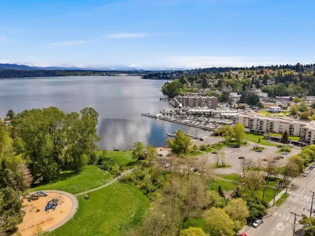 Public boat launch, park, grocery, and restaurants are close + fuel is just across the lake.
