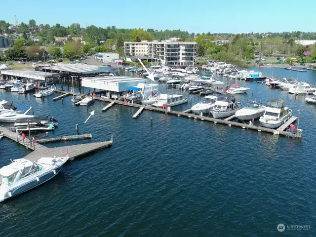 Slip is 4th in from the end of D dock. Experience the convenience of quick and hassle-free entry to Lake Washington.