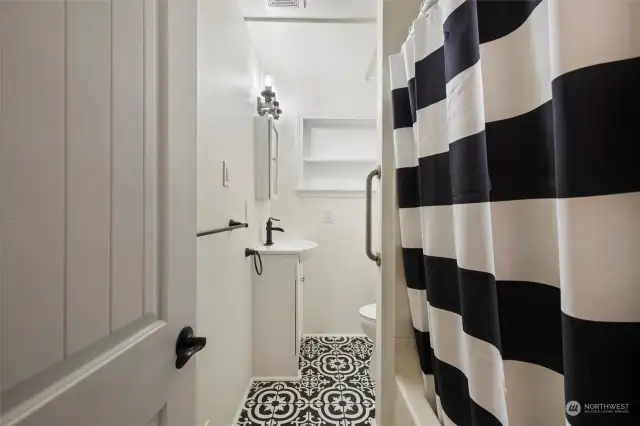 Unit 1 - Bathroom