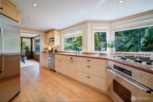 Epicurian Kitchen