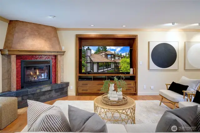 Family room off the Kitchen creates a iWonderful Open concept for more casual entertaining