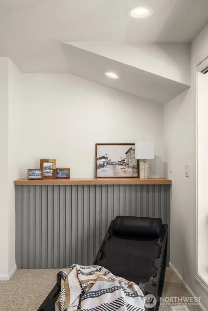 A perfect nook offers seclusion and quiet. Perfect for remote work or study, it provides function without sacrificing style.