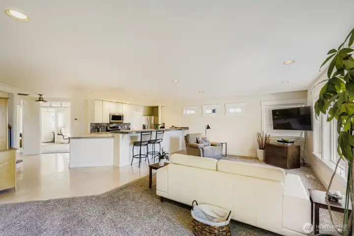Comfortable, informal space off the kitchen!