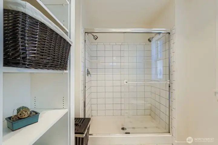 Primary shower
