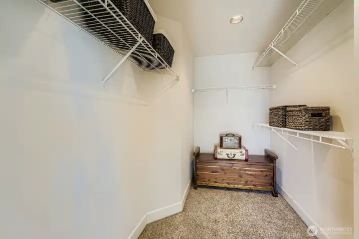 Walk in Closet!