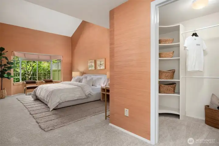 Primary suite walk in closet.