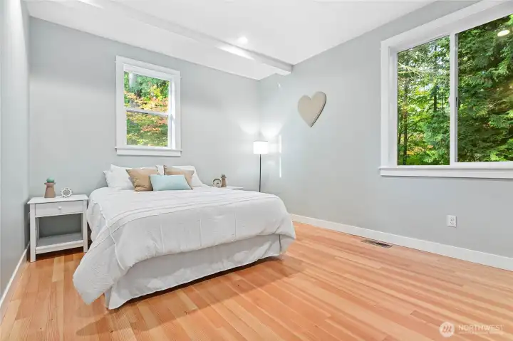 Serene primary bedroom